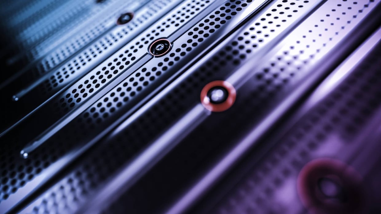 A macro view of some network servers